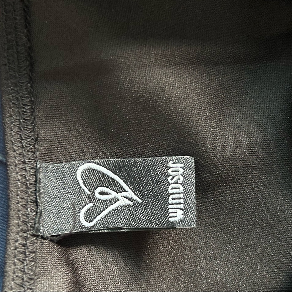 black romper - Picture 4 of 4